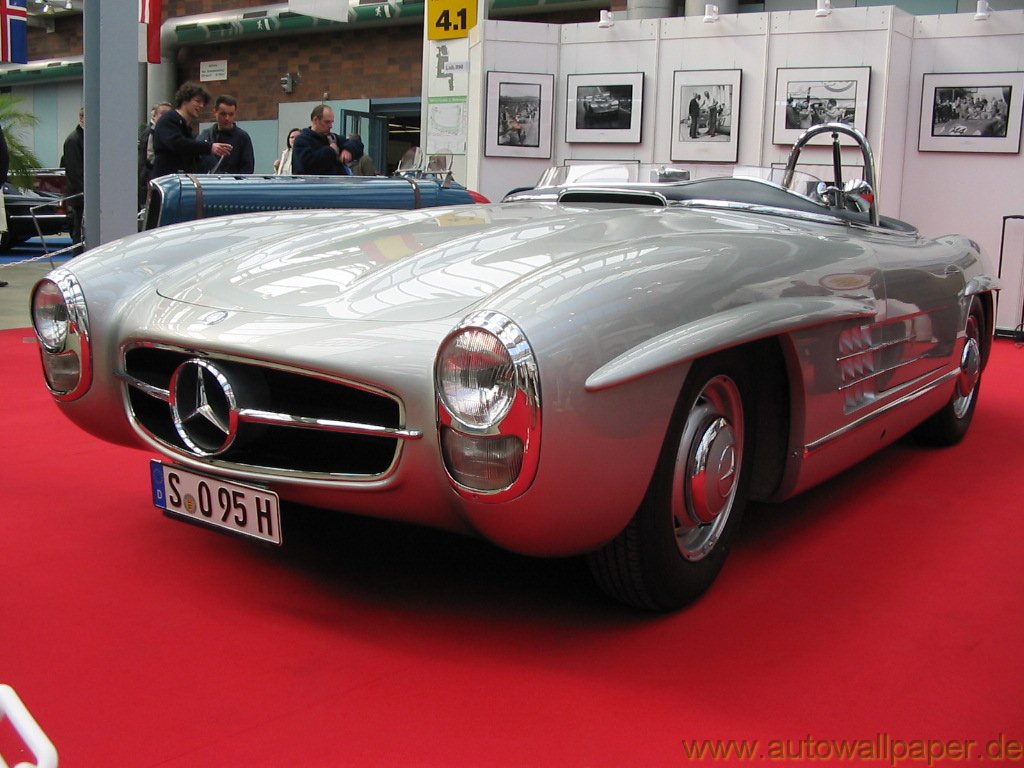 Автомобиль стоимостью 2400 долларов был уценен. SLS Mercedes 1960. Sls300 1952. SLS 300. SLS 300 Replica.