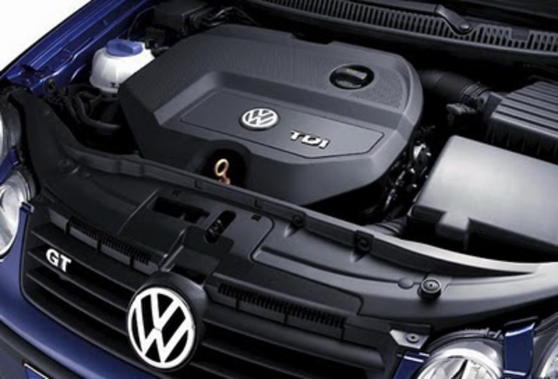 Volkswagen launches Small Car POLO in India, Priced at Rs. 4.34 to 6.7 Lakhs