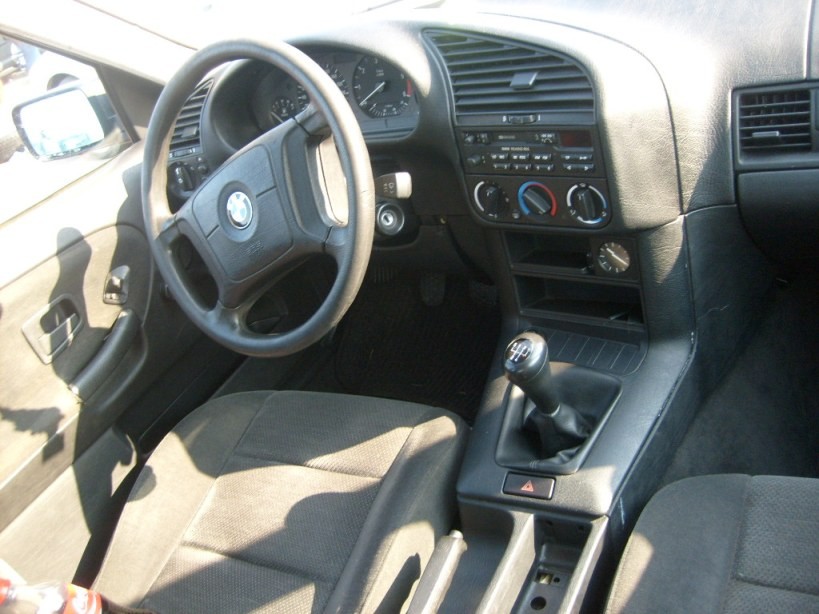 Imagini BMW Seria 3, Vand BMW 318 TDS poza 70309