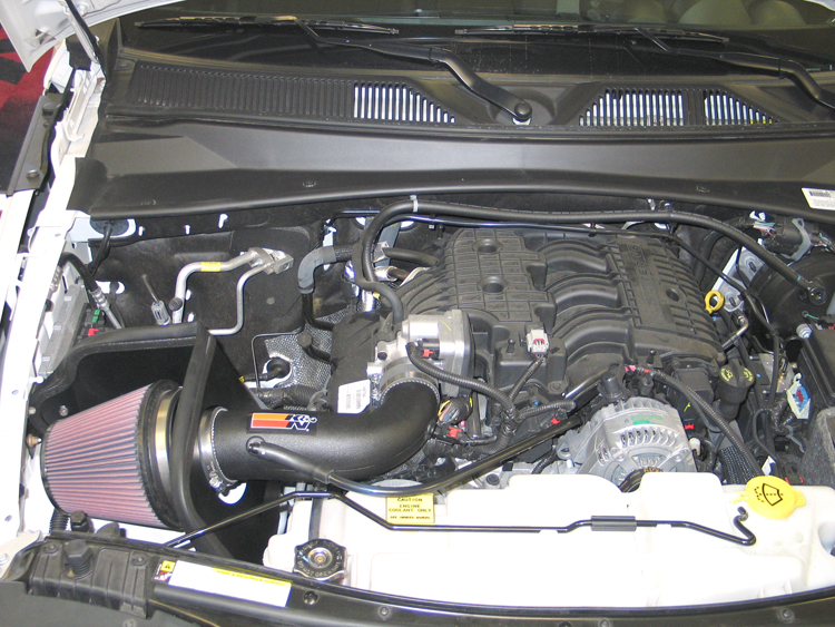 Dodge Nitro R/T with Air Intake 63-1556 Installed
