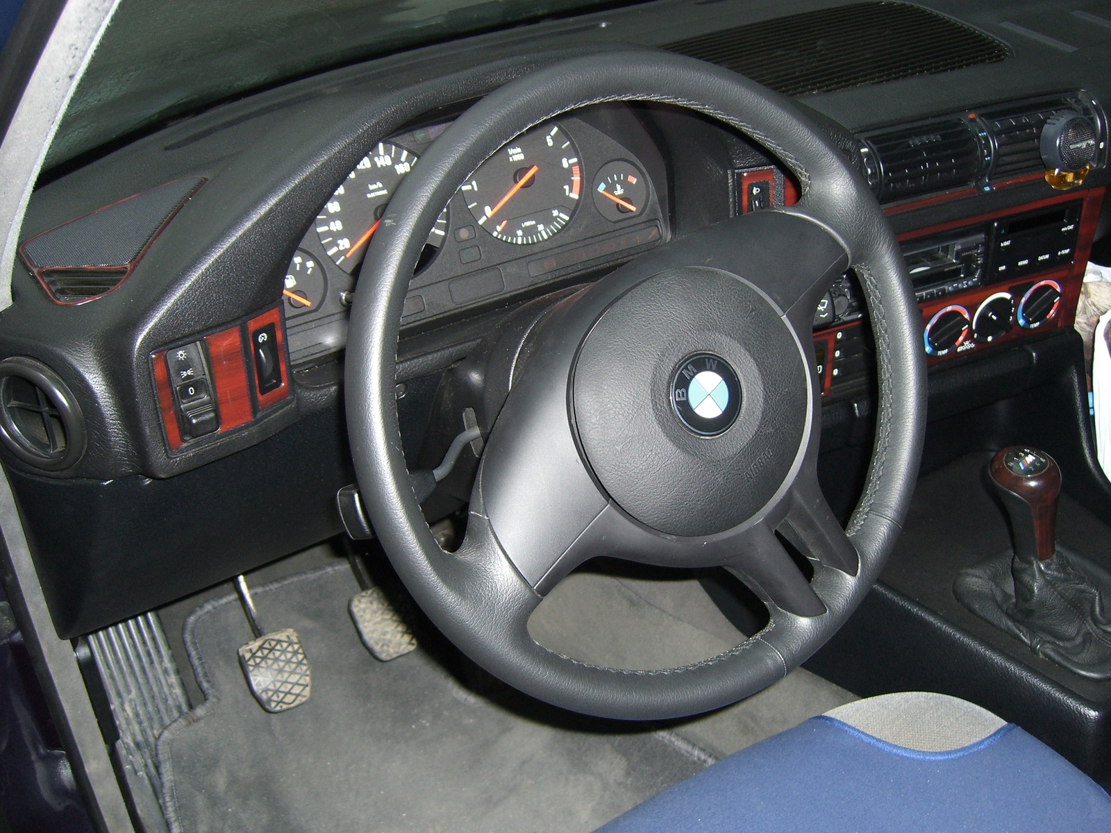 1995 BMW 5 Series 518i, 1995 BMW 518 518i picture, interior