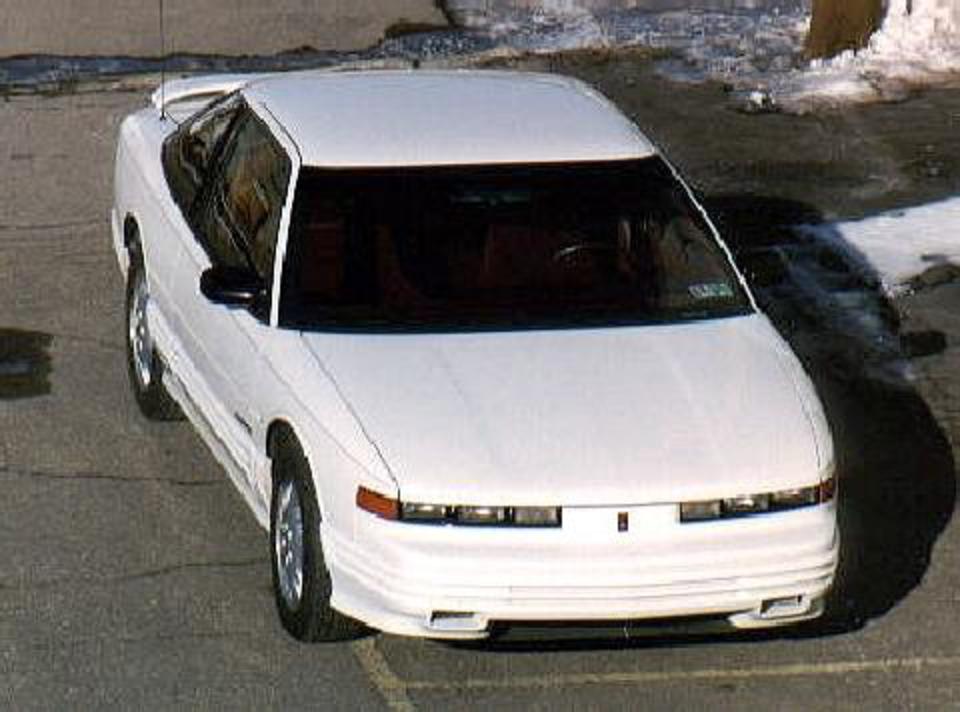 Oldsmobile Cutlass Supreme SL Coupe White FVTop (1992)