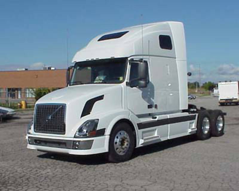 Volvo VN670. View Download Wallpaper. 400x320. Comments