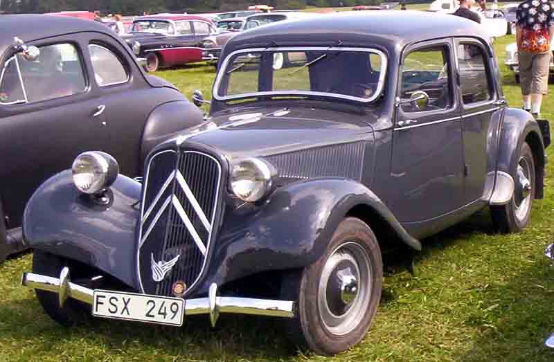 Ситроен 11. Citroen 11cv. Citroen 11cv вермахта. Ситроен 1945. Ситроен 1952.