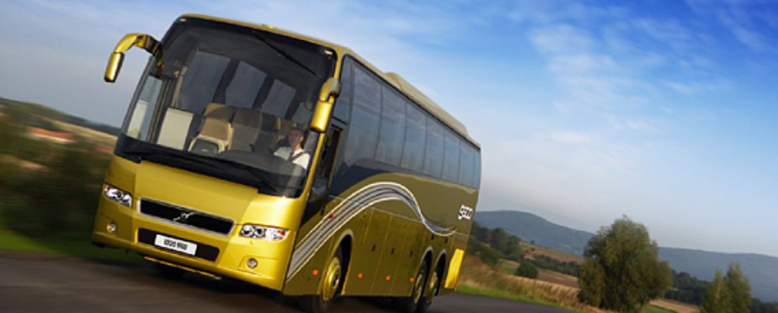 Inside, the Volvo 9900 offers a comfortable aura of tasteful comfort,