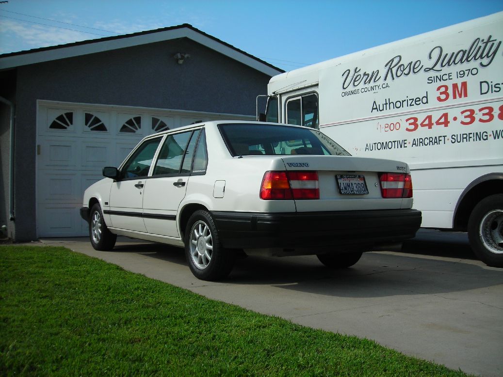 Volvo is a leading manufacturer of the 1995 Volvo 940 model.