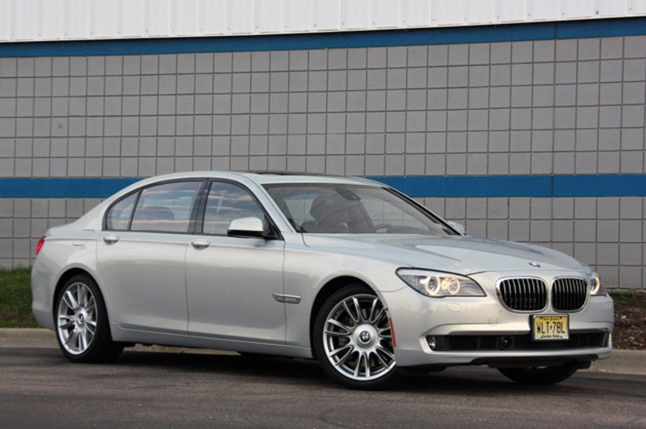 2010 BMW 760Li - Click above for high-res image gallery