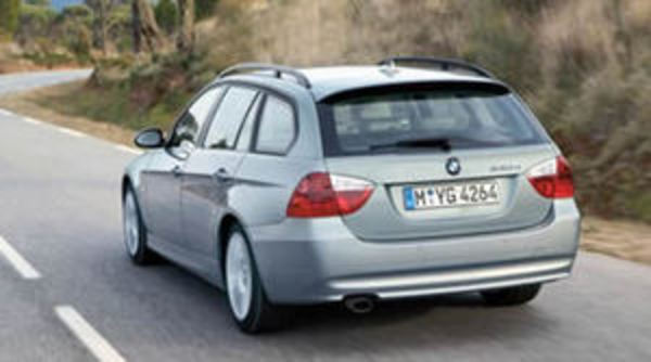 2005 BMW 320i Touring Automatic Road Tests and Reviews - The .