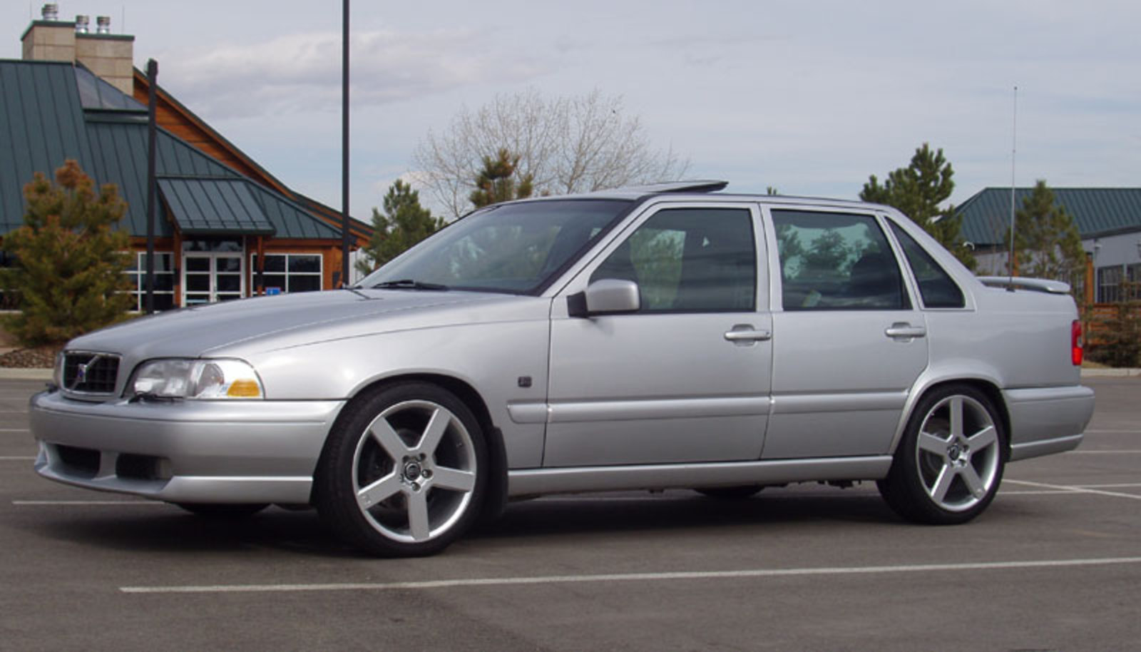 Volvo s70 t5 (469 comments) Views 2862 Rating 22