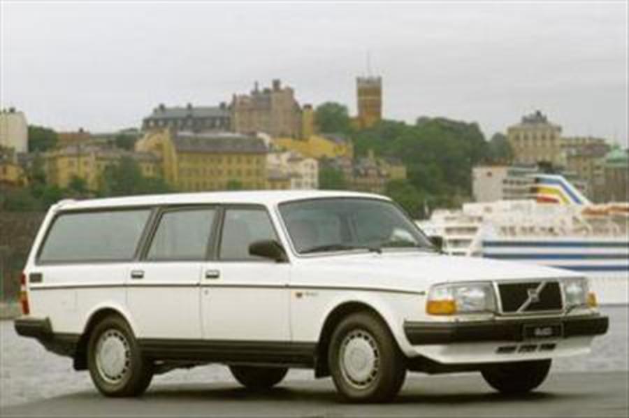 Volvo 240 GL - huge collection of cars, auto news and reviews, car vitals,