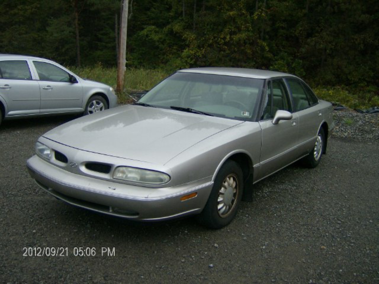 1997 Oldsmobile 88 4dr Sdn LS, available for sale in Rimersburg, PA