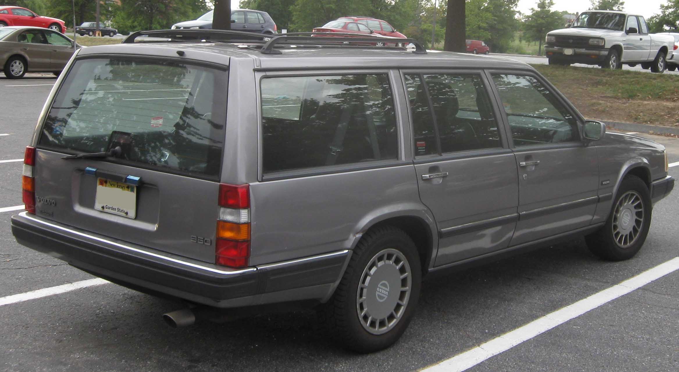 File:Volvo 960 wagon.jpg