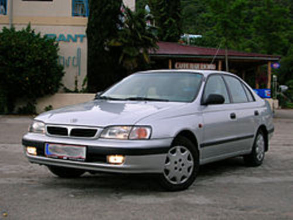 16 December 1992 until its replacement by the Avensis for the European