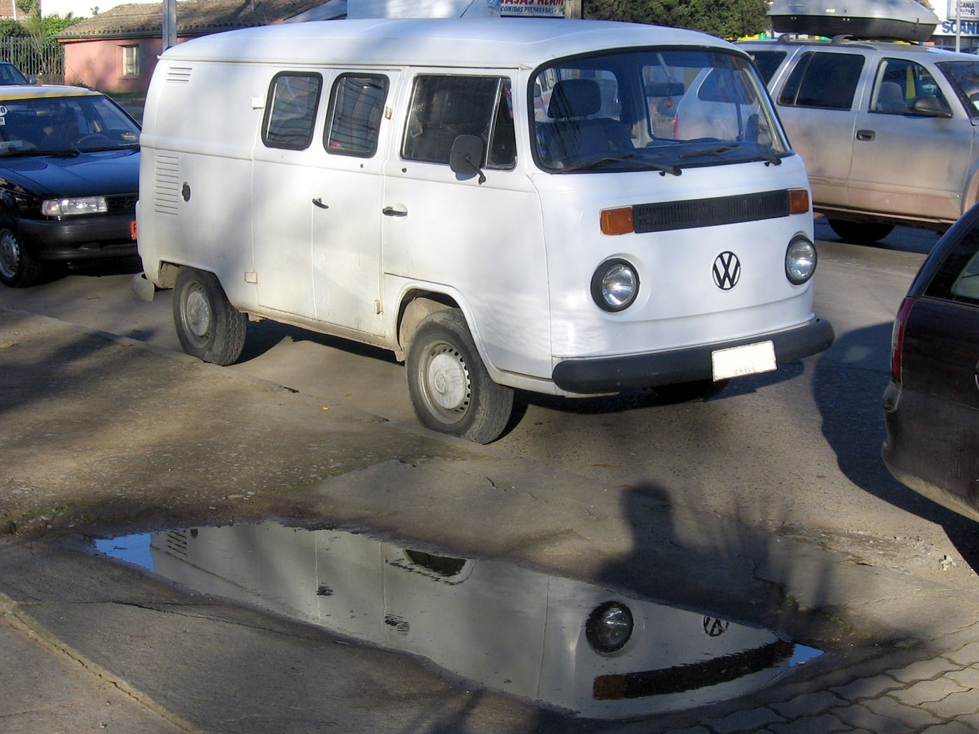 Volkswagen 211 Combi 1600 â€“ Chile. ÄŒesko-SlovenskÃ¡ motoristickÃ¡ databÃ¡ze