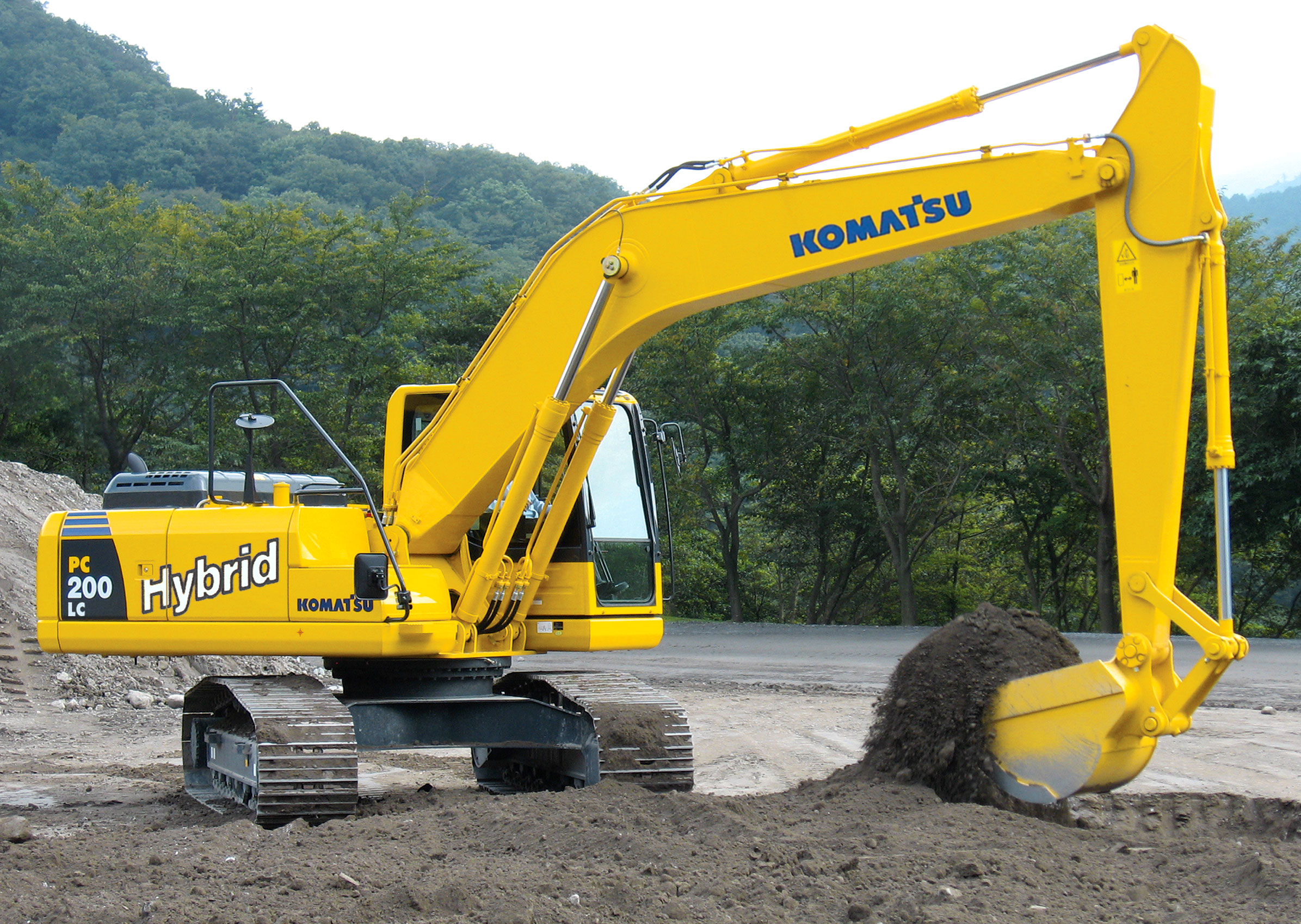 Экскаваторы komatsu. Экскаватор Коматсу pc200. Komatsu pc200-8. Экскаватор Комацу PC-200. Komatsu экскаватор pc200lc-8.