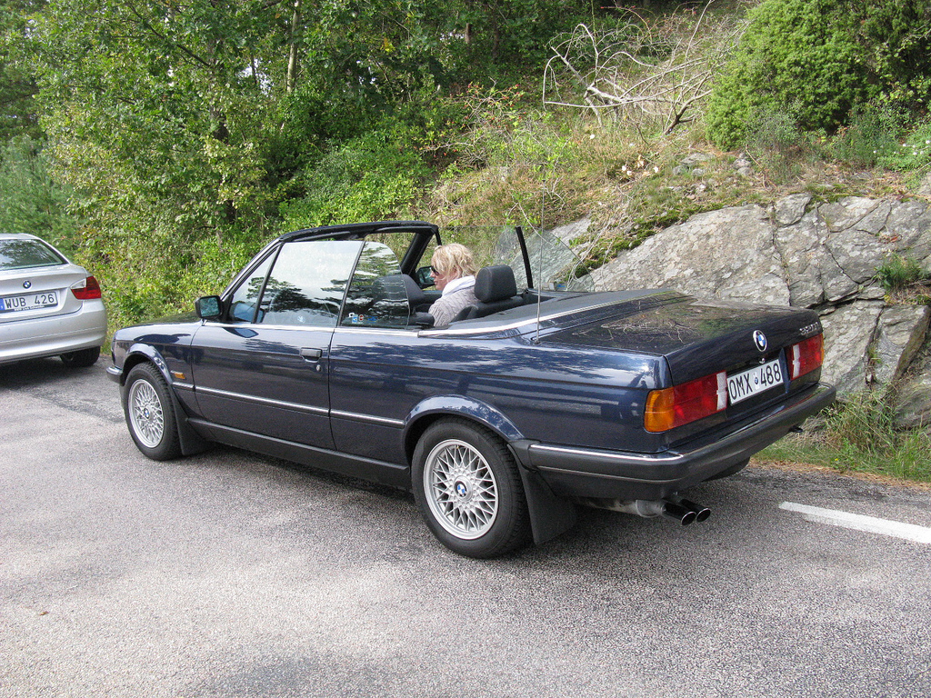 BMW 320i Cabriolet E30