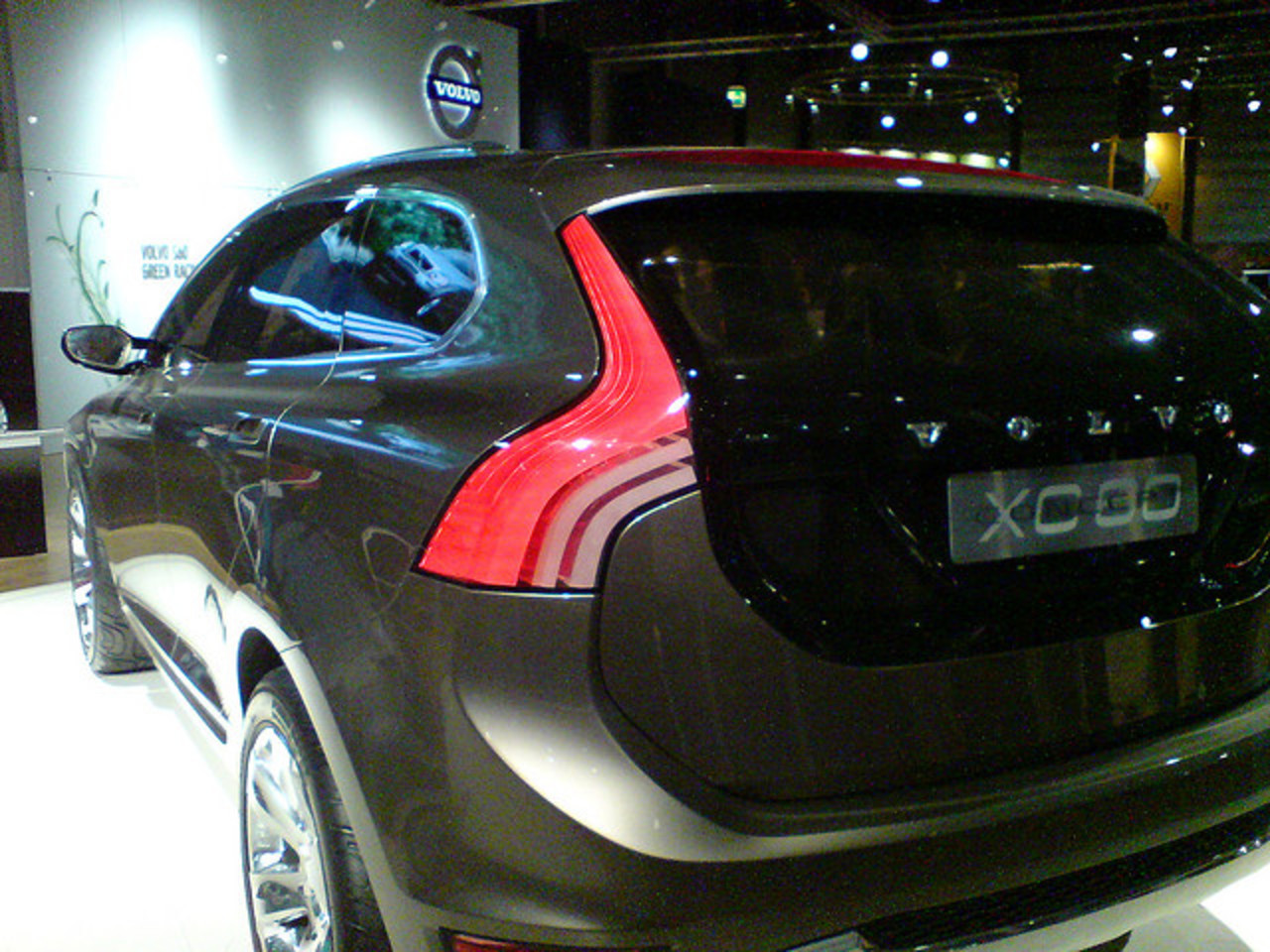 Volvo XC80 â€” a model manufactured by Volvo. The model received many reviews