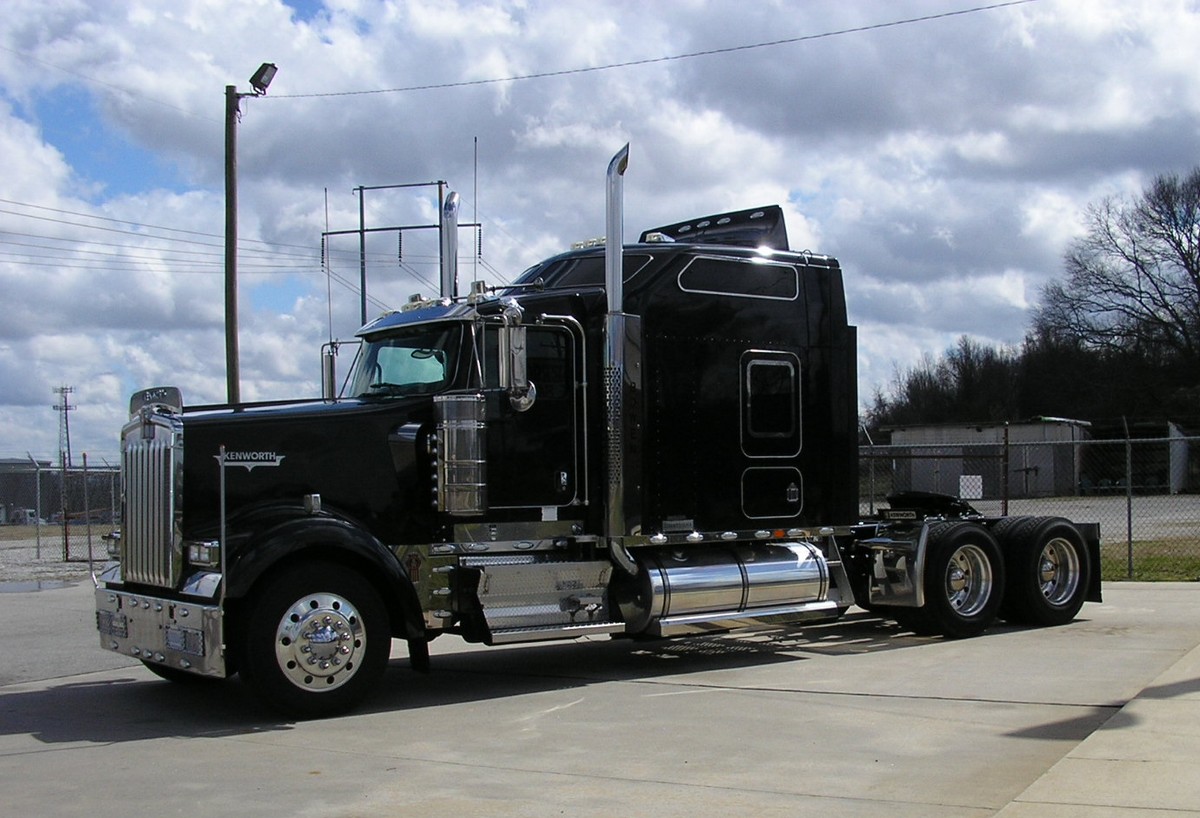 TopWorldAuto >> Photos of Kenworth W900L - photo galleries