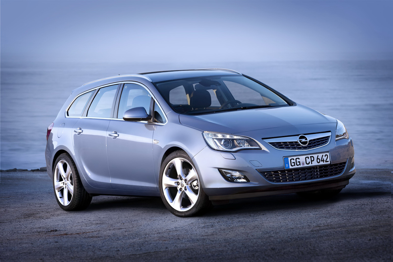 New Opel Astra Sports Tourer Unveiled - Should Buick Bring it to the States?