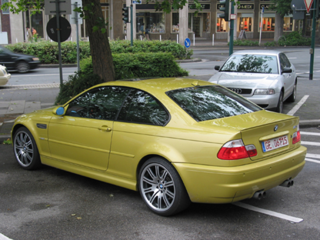 BMW 325i CoupÃ© (09 image) Size: 698 x 470 px | image/jpeg | 26221 views