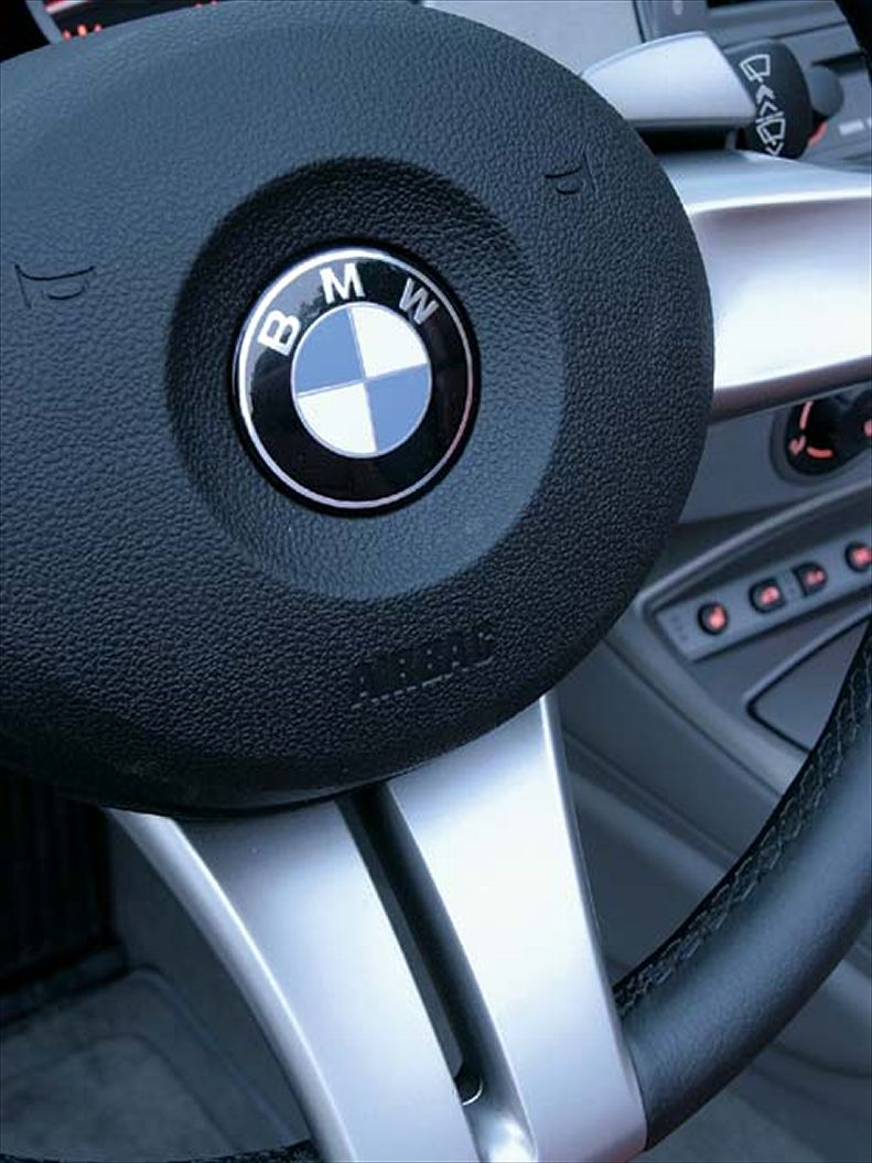 2003 BMW Z4 25I Interior View 2003 BMW Z4 25I Wheel View