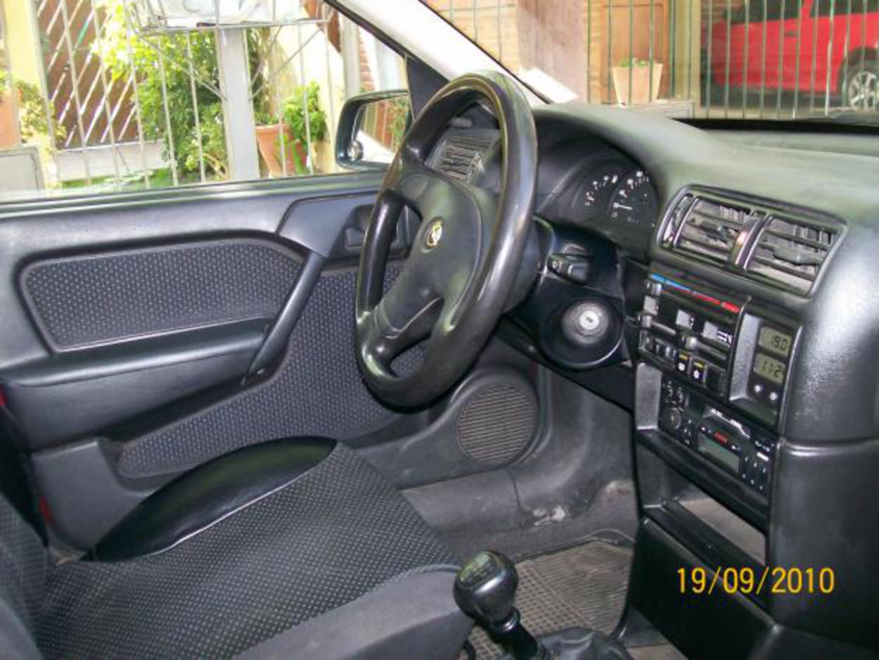 Opel vectra 1.7 D - San Juan