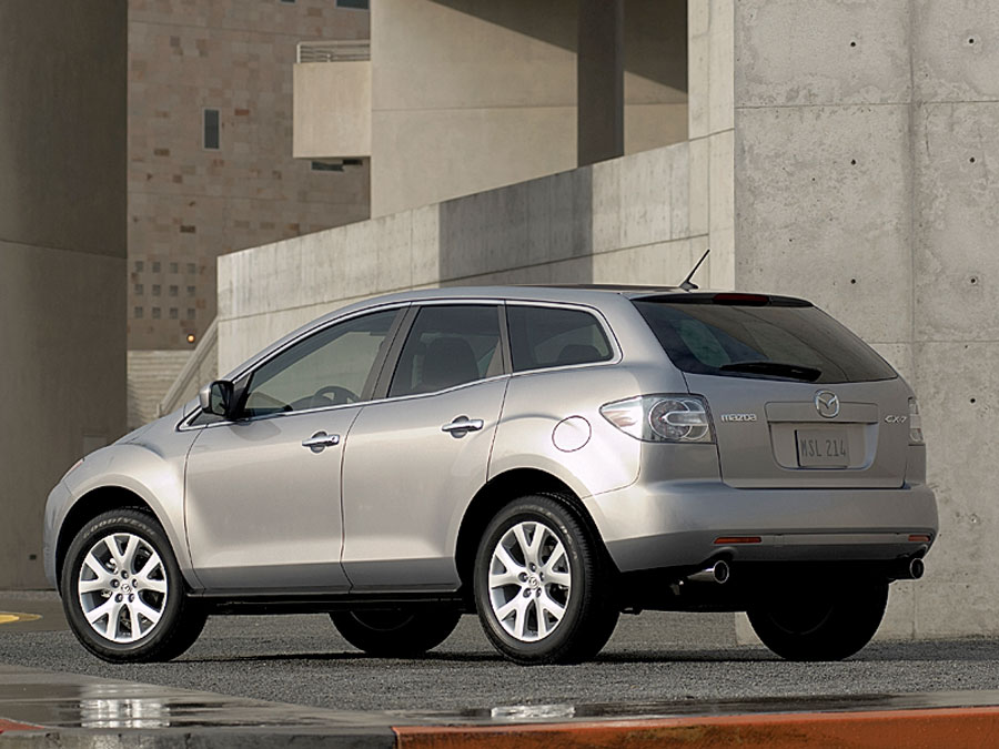 On this page we present you the most successful photo gallery of Mazda CX-7