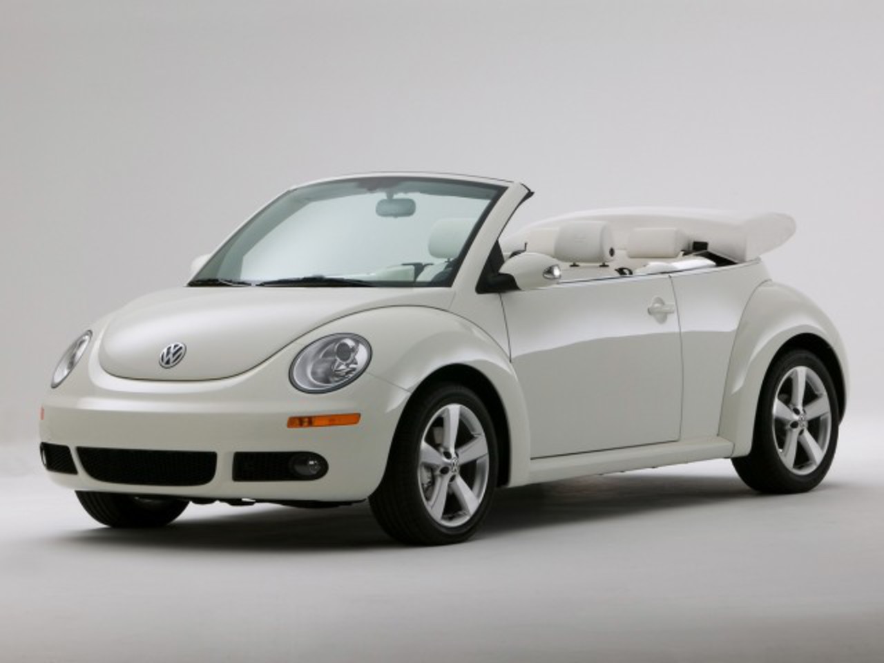 Volkswagen Type 1 Beetle Convertible. View Download Wallpaper. 640x480