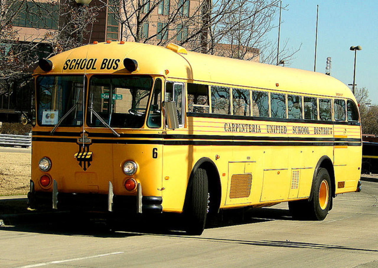 School bus 2. Crown Supercoach. Crown Bus. Crown Bus перевод.