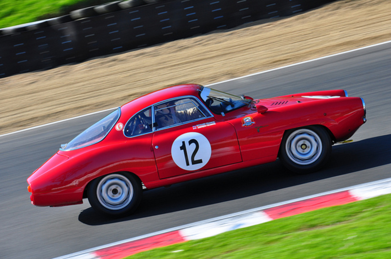 Beautiful Alfa Romeo Giulia SS Sprint speciale panning at Brands ...