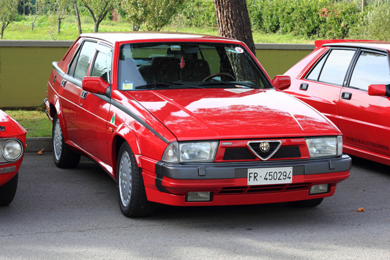 Flickr: The Alfa Romeo 75/Milano Pool
