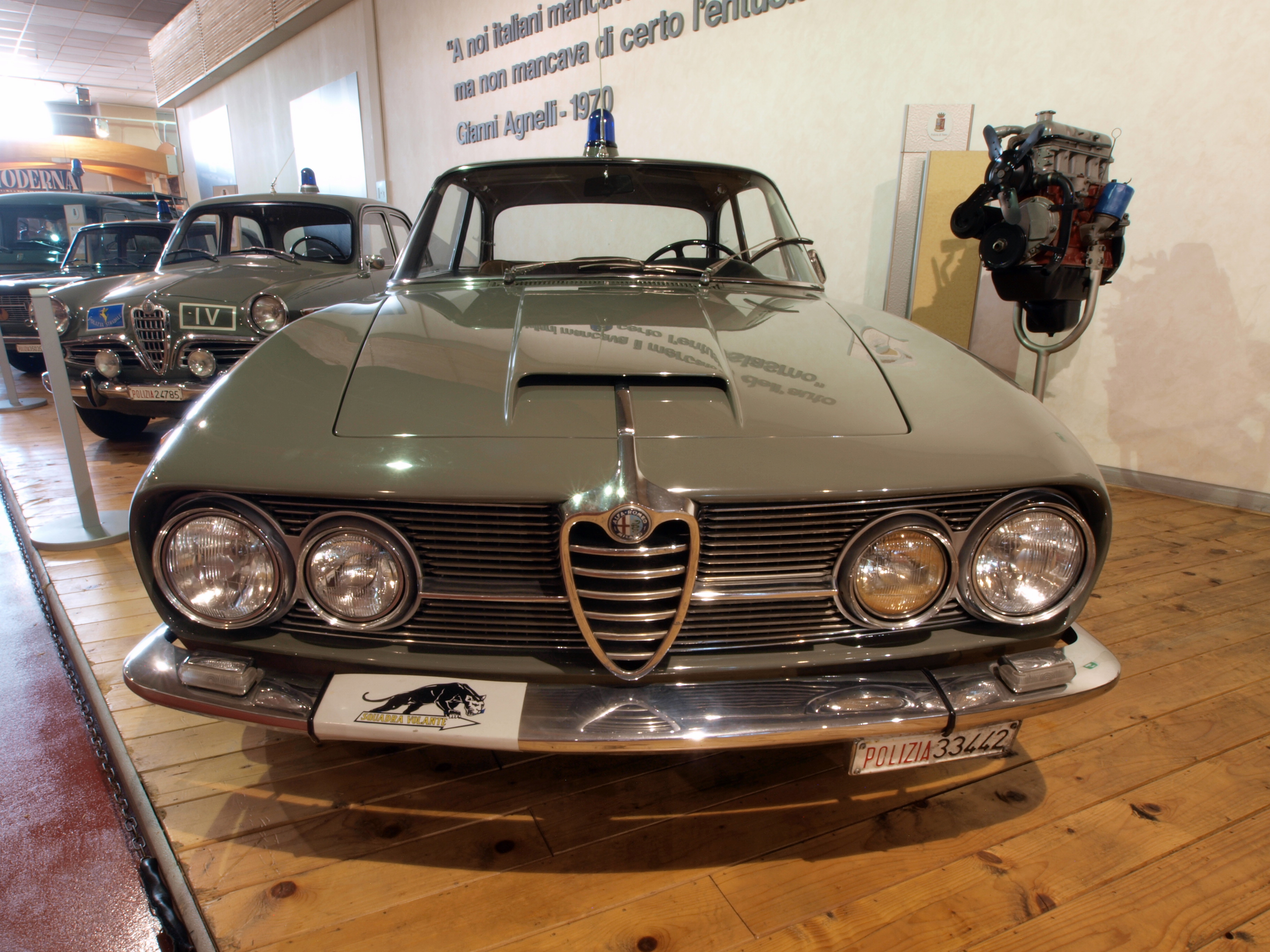 File:1962 Alfa Romeo 2600 Sprint photo-1.JPG - Wikimedia Commons