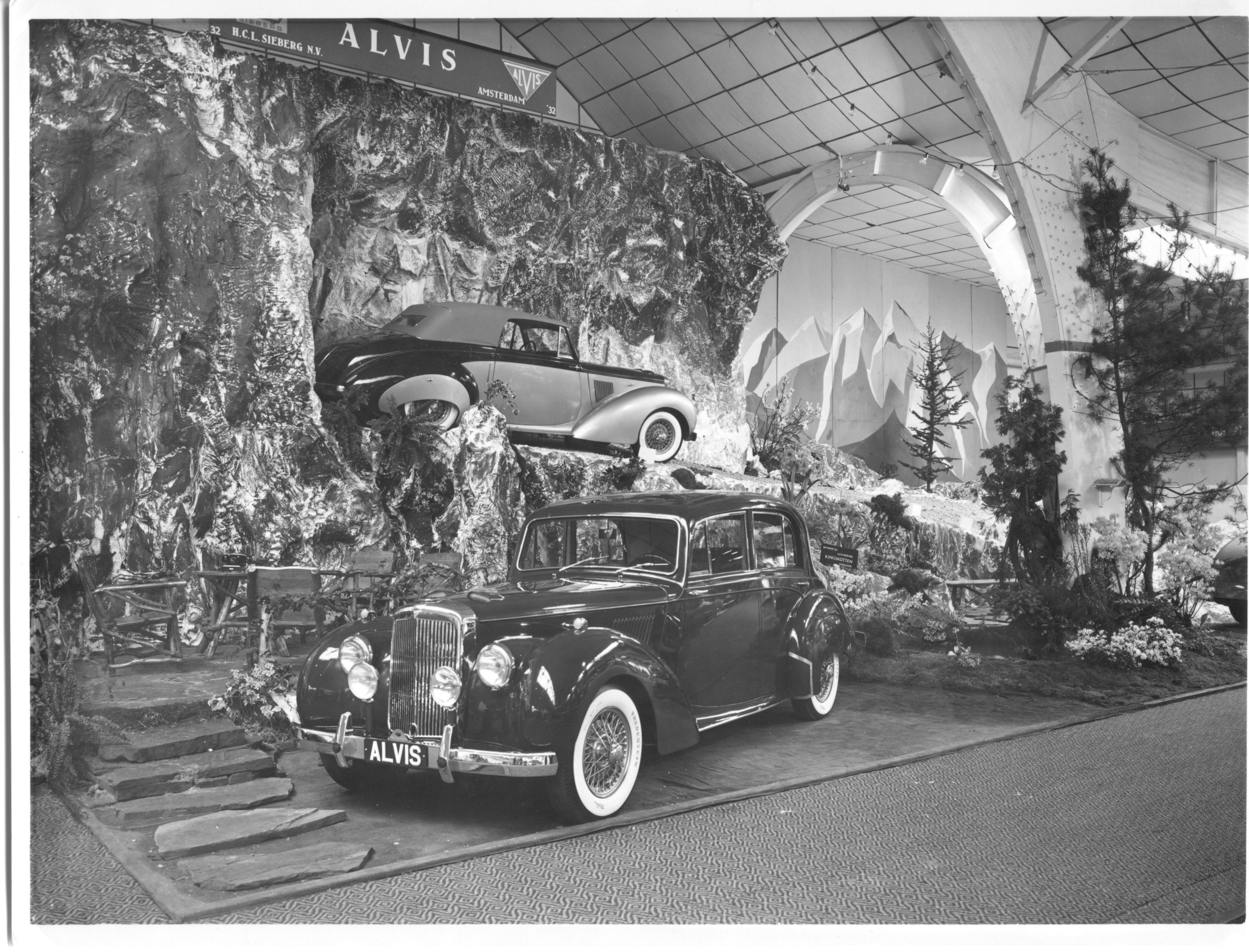alvisarchive | Alvis engineering history, from T G John in the ...