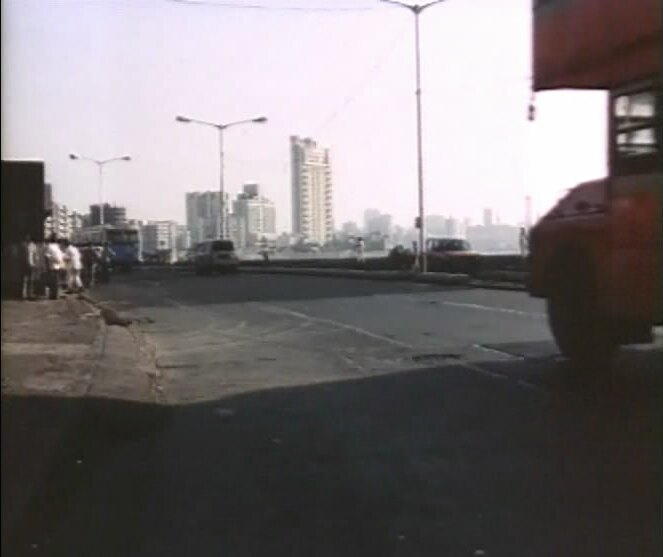 IMCDb.org: Ashok Leyland Titan in "Firma priklyucheniy, 1991"
