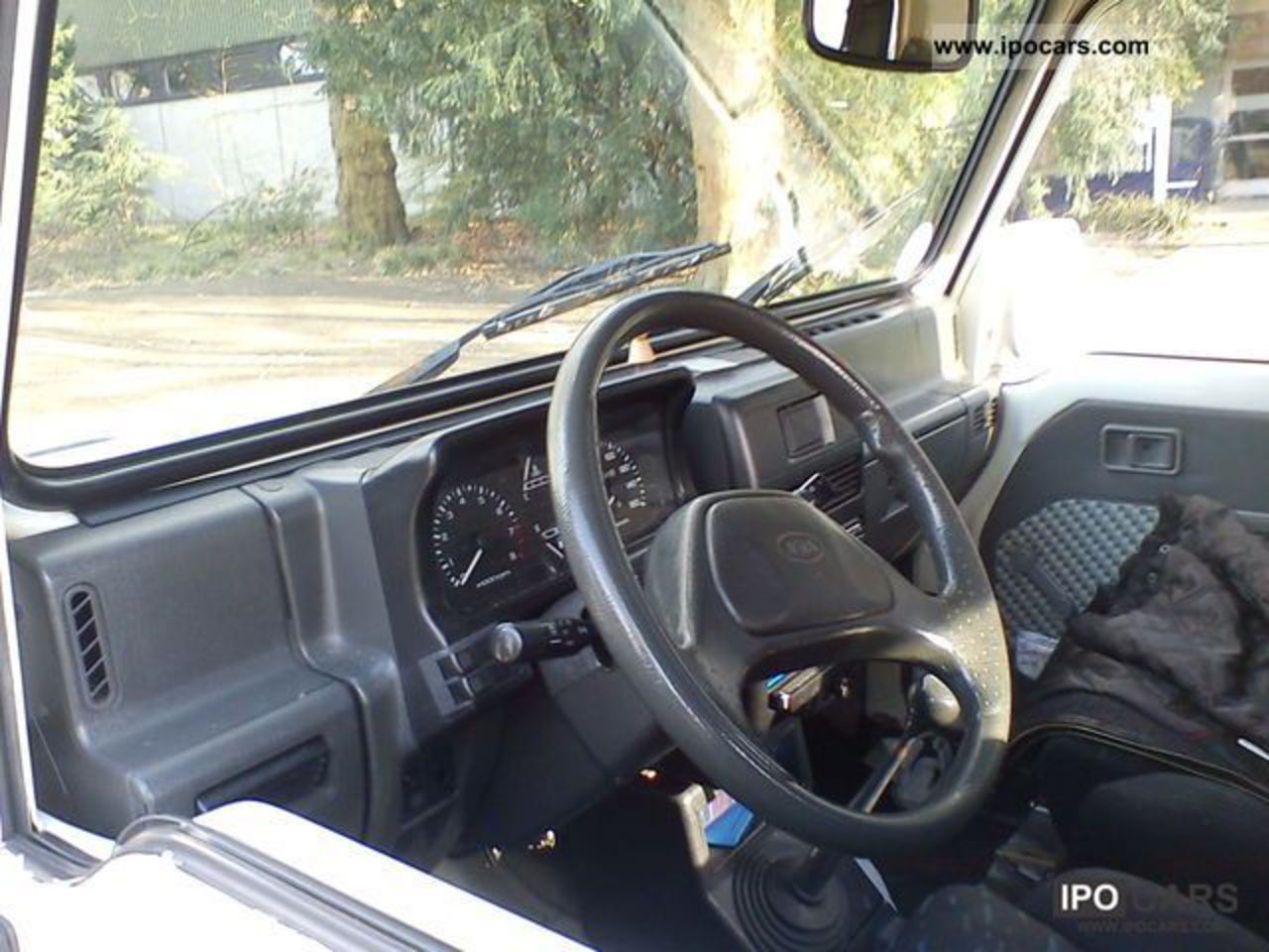 1995 Asia Motors Rocsta softtop - Car Photo and Specs
