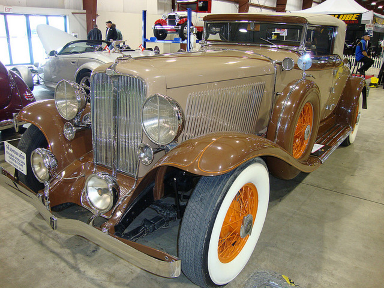 Auburn 8-100 Cabriolet Photo Gallery: Photo #09 out of 11, Image ...