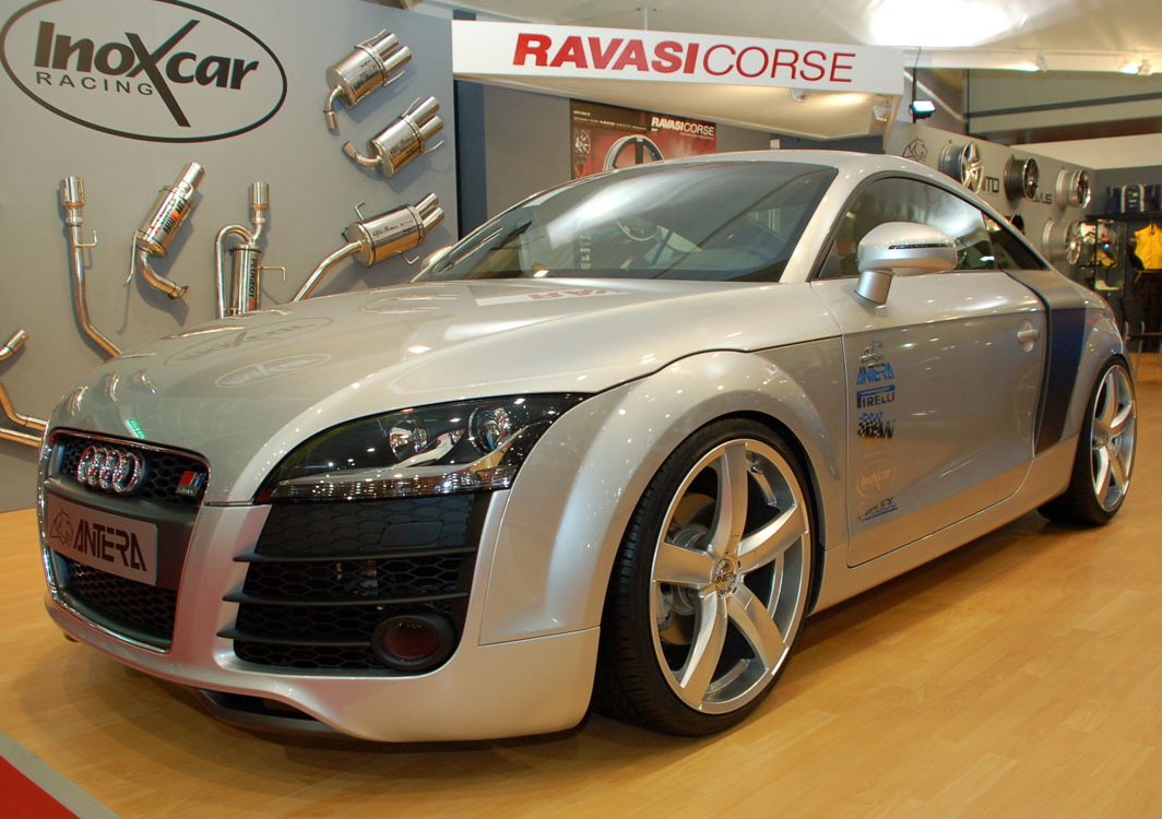 Audi TT r8