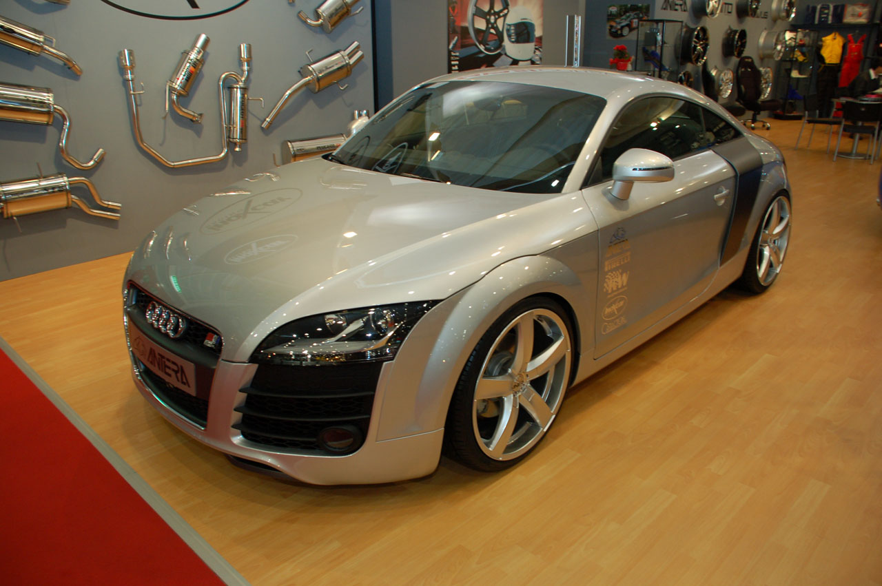 Audi TT r8