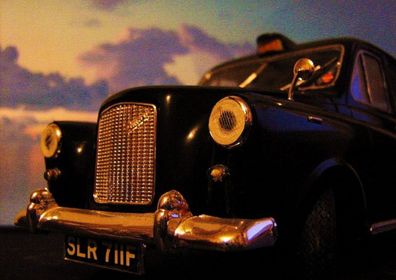 Imai 1:24 Scale Model - Austin FX-4 London Taxi - 1 of 3 | Flickr ...
