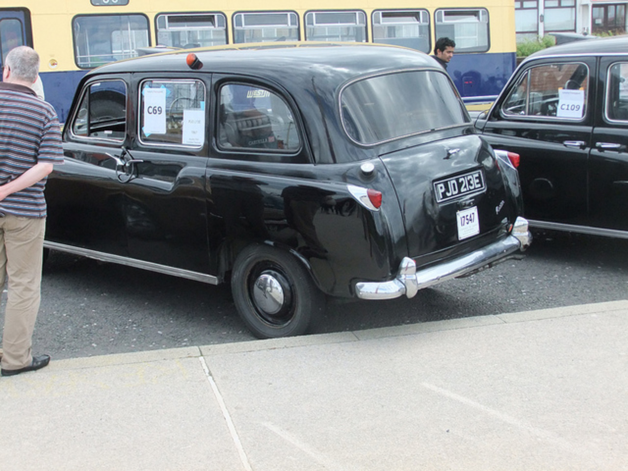 EARLY AUSTIN FX4 TAXI BLACKPOOL 2011 | Flickr - Photo Sharing!