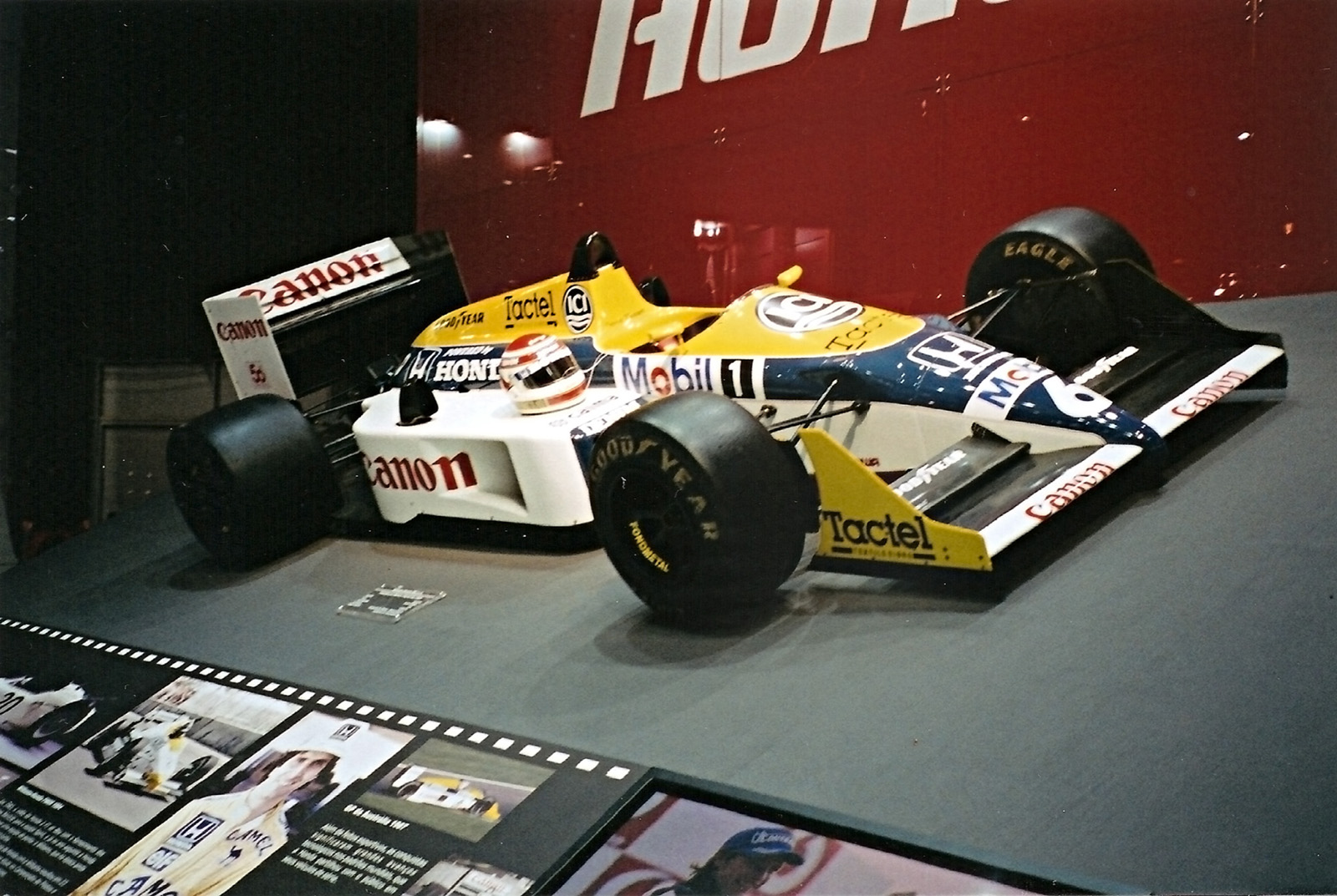 Williams FW11B. MotoBurg