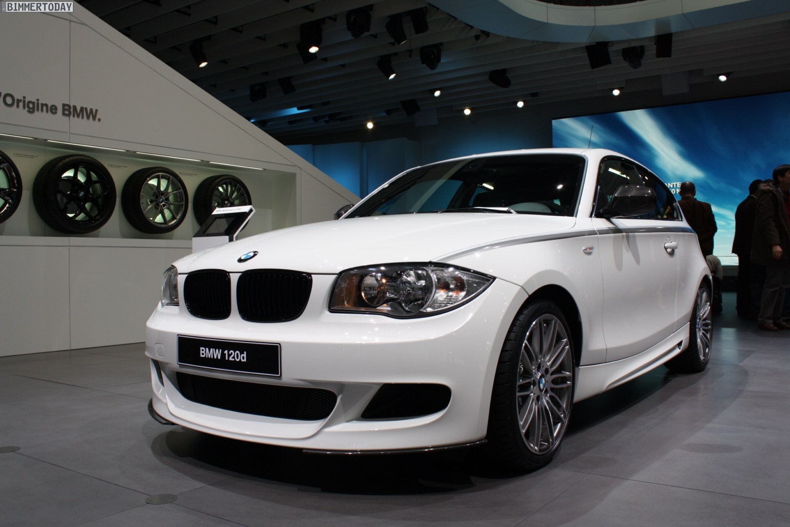 2011 Geneva: BMW 120d Hatchback with BMW Performance Parts