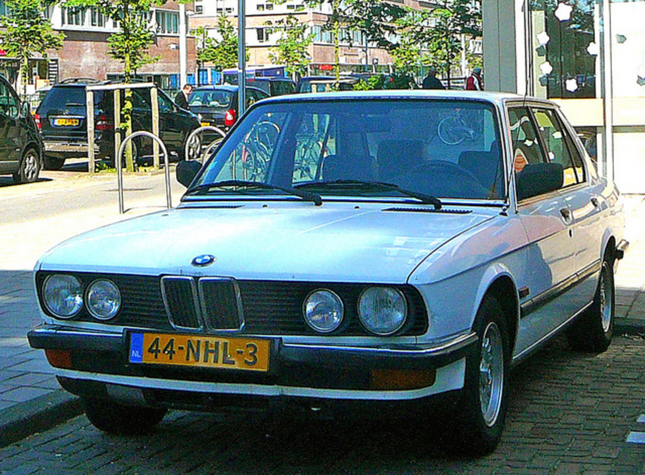 BMW 524 TD, 1986, Amsterdam, Bart Poesiatstraat | Flickr - Photo ...