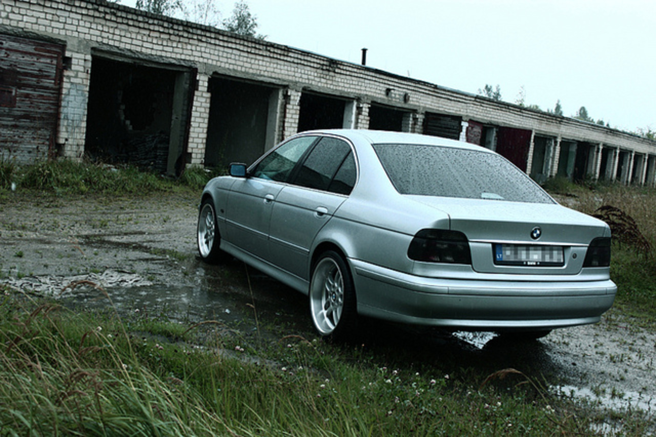 BMW 528 | Flickr - Photo Sharing!