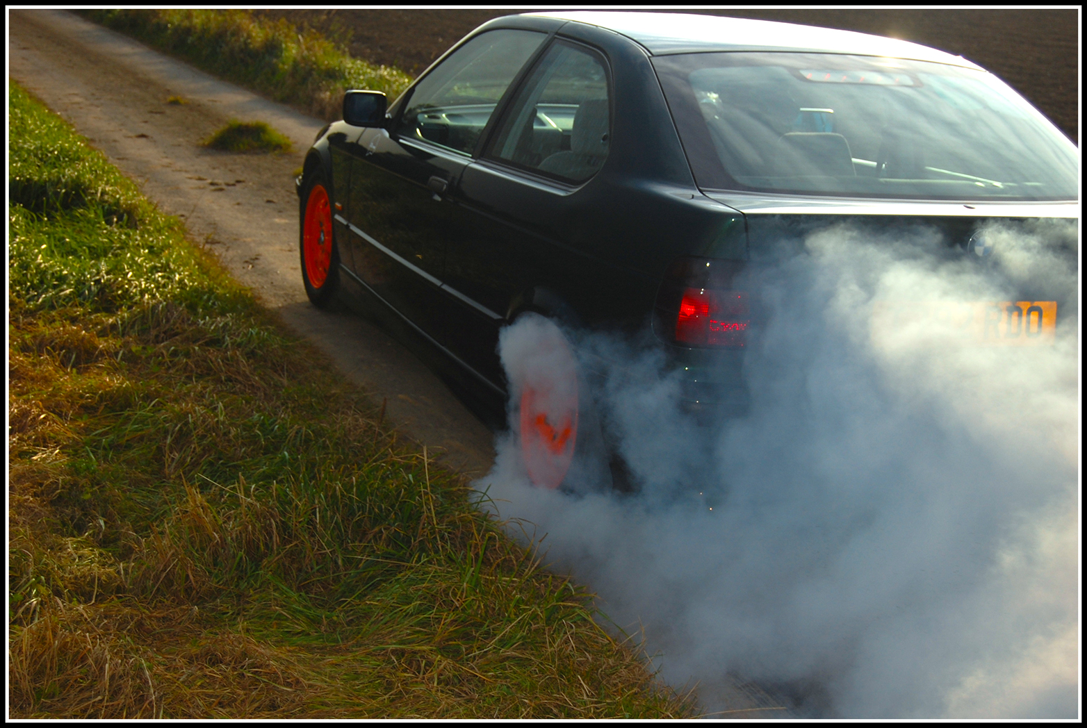 316i Compact Burnout | Flickr - Photo Sharing!
