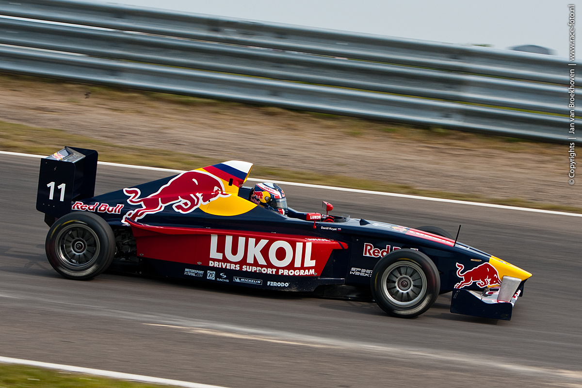 Formula BMW EU - Daniil Kvyat | Flickr - Photo Sharing!