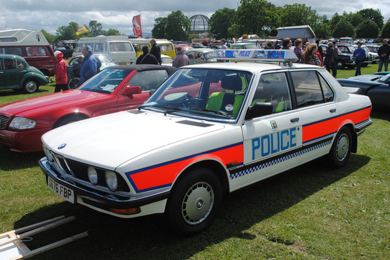 BMW 303 Police Car - Hampshire Constabulary | Flickr - Photo Sharing!
