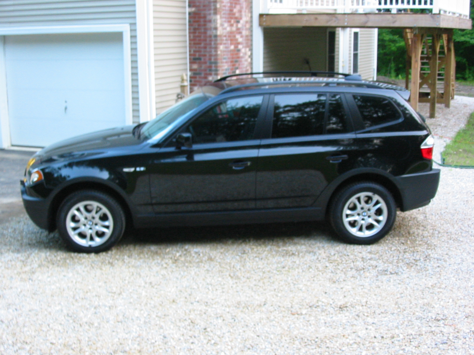 Bmw x3 25i. Best photos and information of modification.