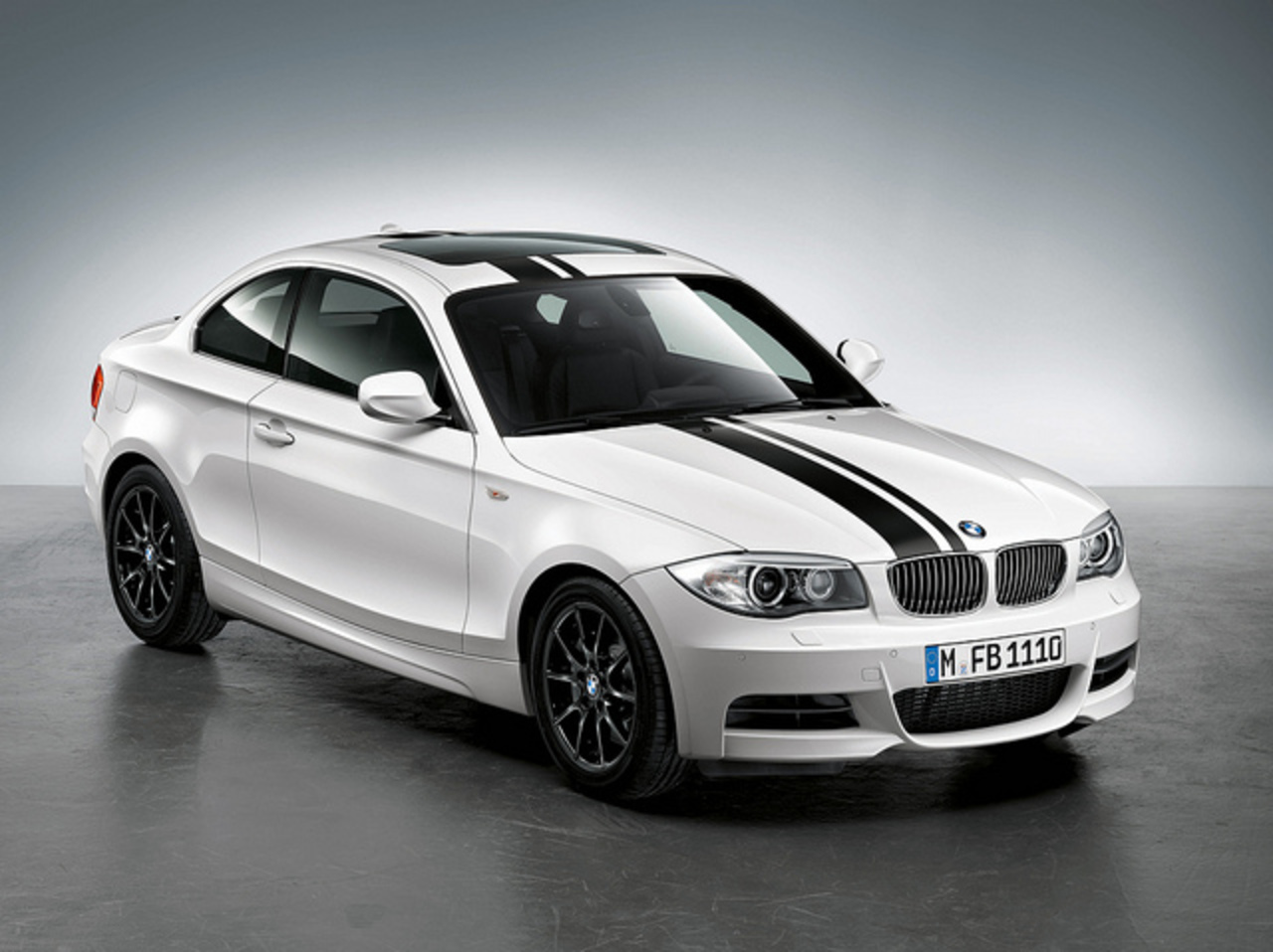 BMW 1 Series Coupe, Sport Stripes, 17&quot; Double spoke 178 in ...