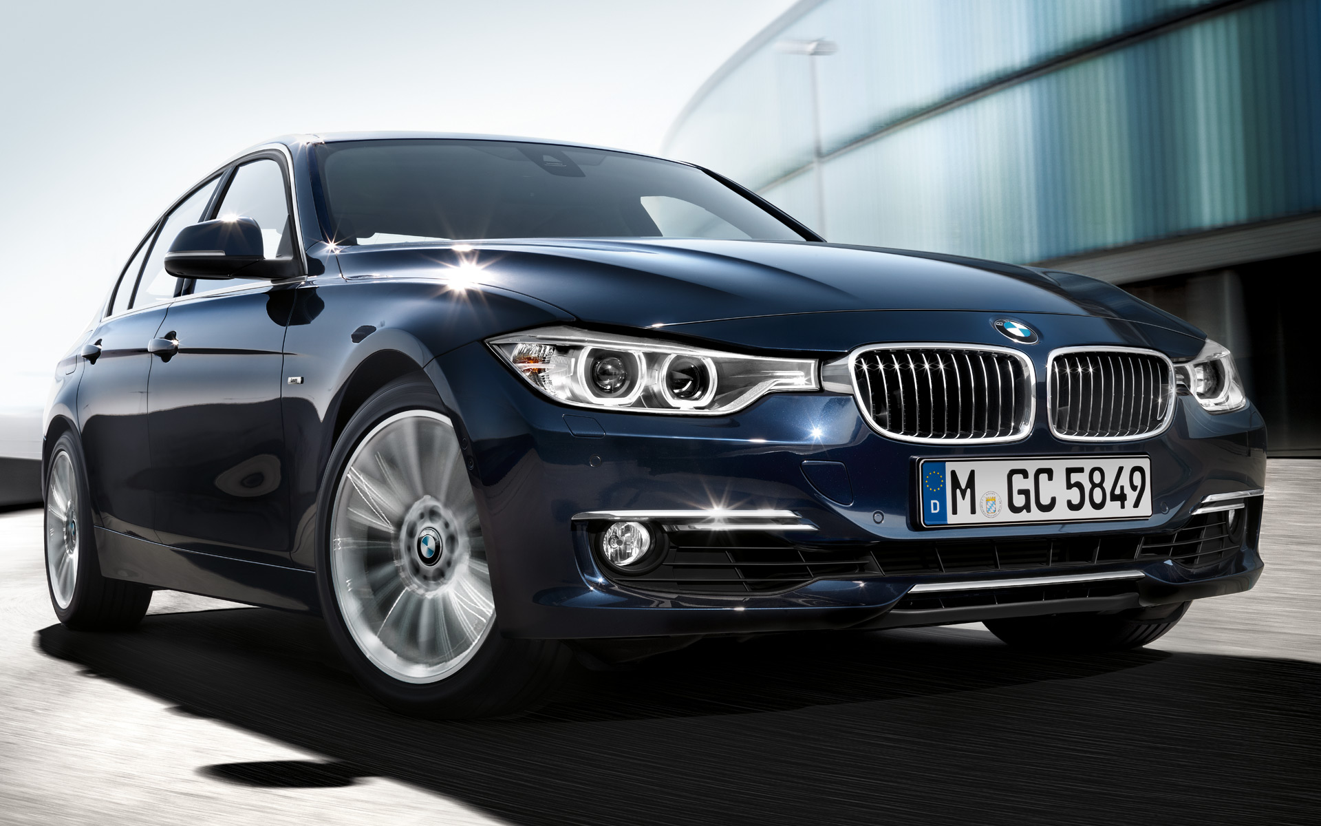 New Ultimate BMW 3-Series Photo Gallery - Interior and Exterior ...